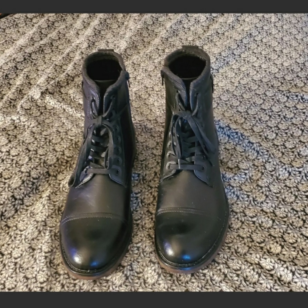 Arizona Mercury Boots Size 12